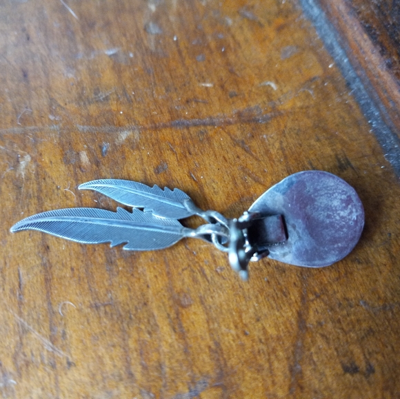 Estate Bear Paw Sterling Silver Turquoise Dangle Earrings - Picture 2 of 3